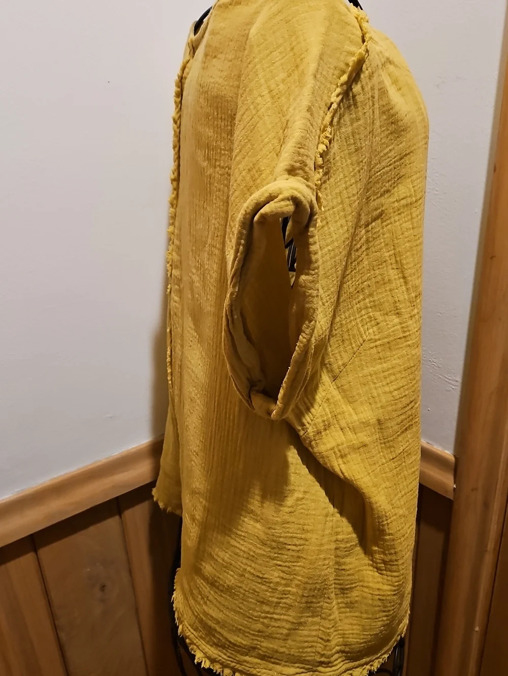 Umgee Kiwi Yellow Women's Top